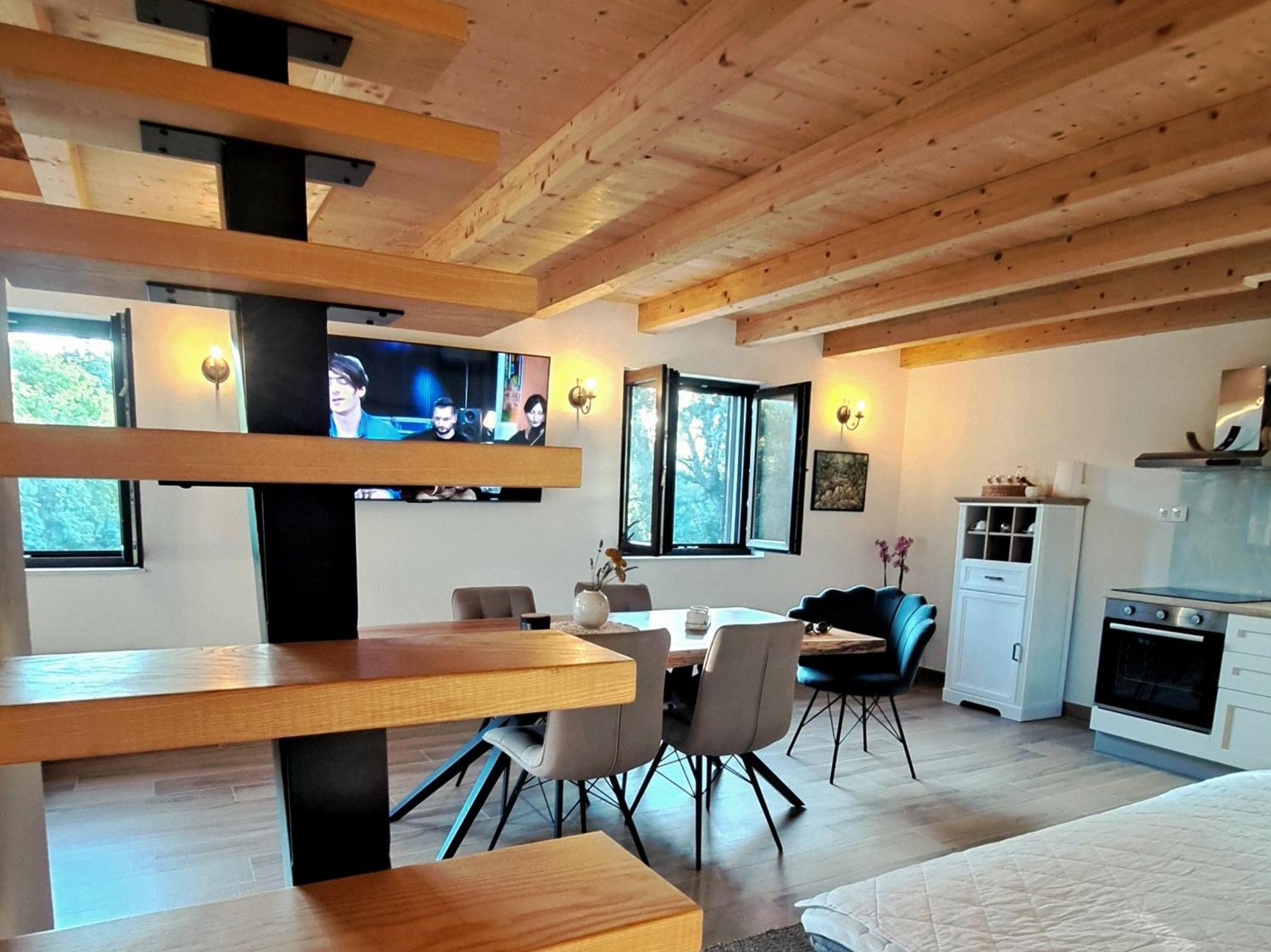 Relaxing Dalmatian House In Village Ljubitovica Екстериор снимка